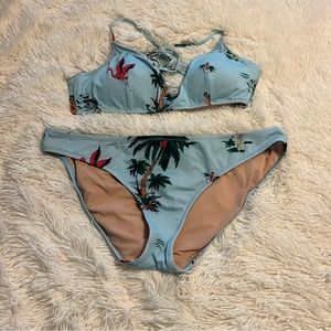 J Crew Florida Print blue bikini set 👙 Size L